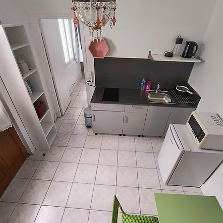 Apartment Jolie Maison Tres Bien Place